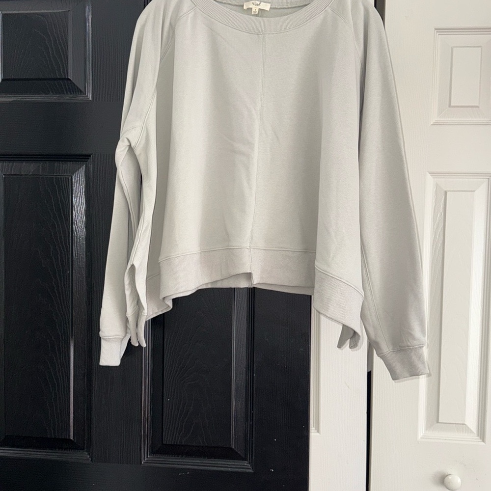 Easel Light Gray Oversized Sweatshirt